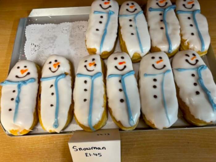 Snowman Iced Doughnuts (Pack of 2)